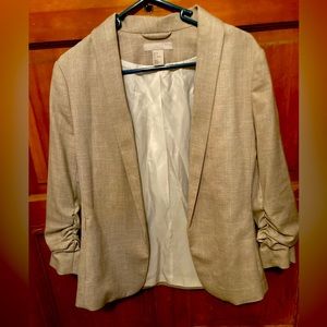 Trendy blazer!